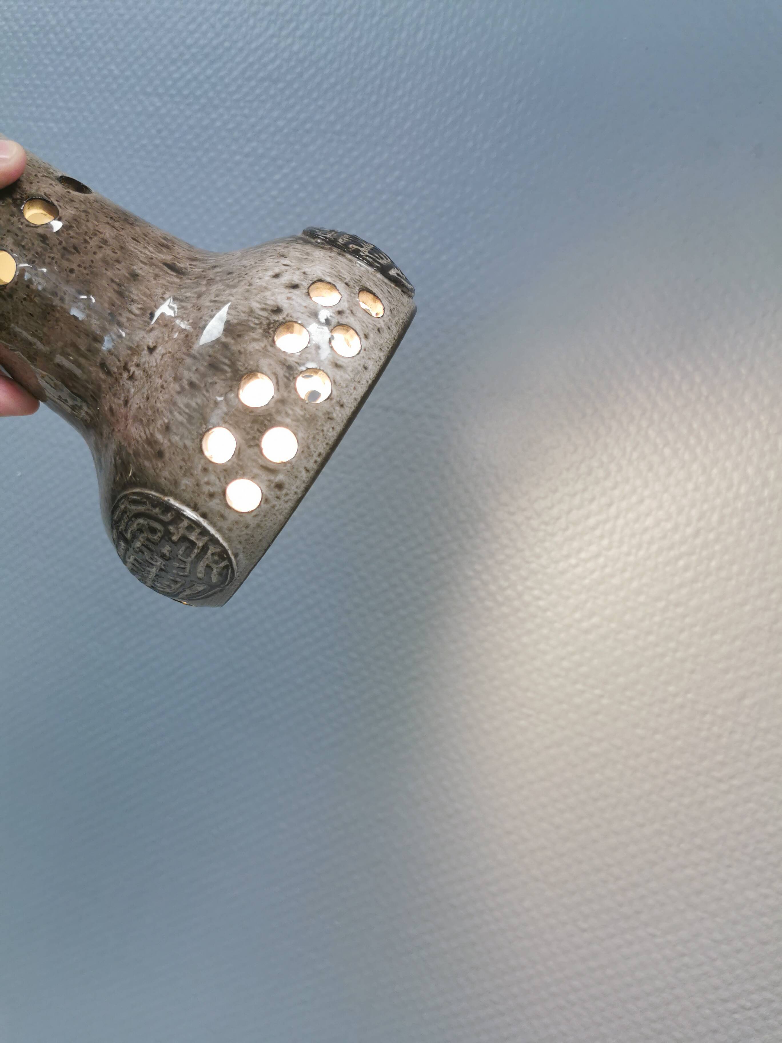 Small ceramic hanging lamp, Danish and from the 1980s.