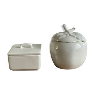 Lot de deux boîtes blanches