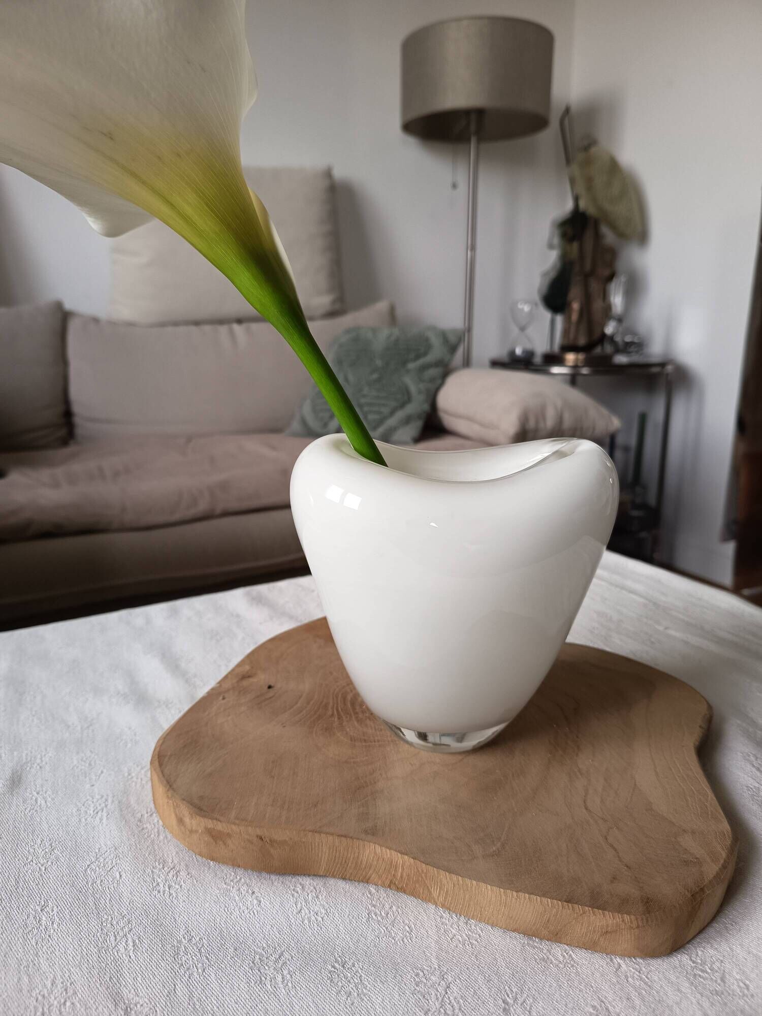 White and transparent heart-shaped Murano vase, Maria Christina Hamel.
