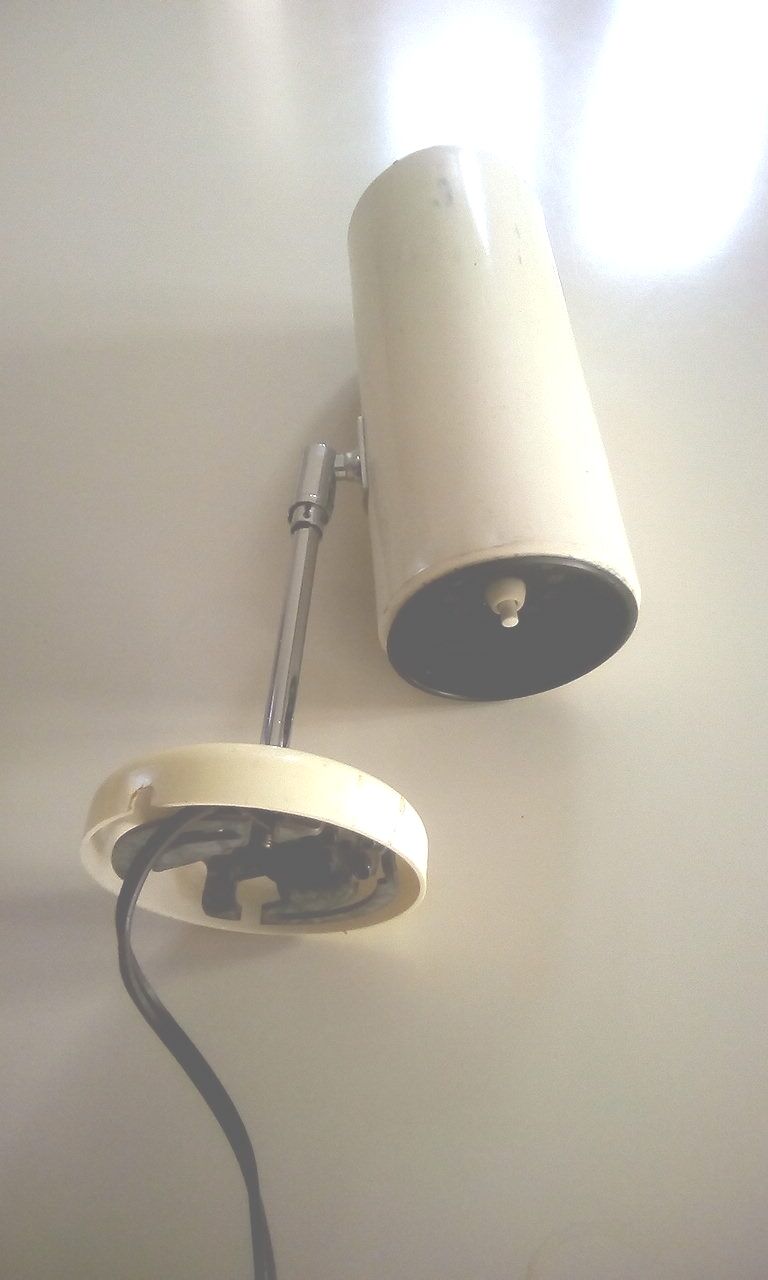 Omi spot lamp