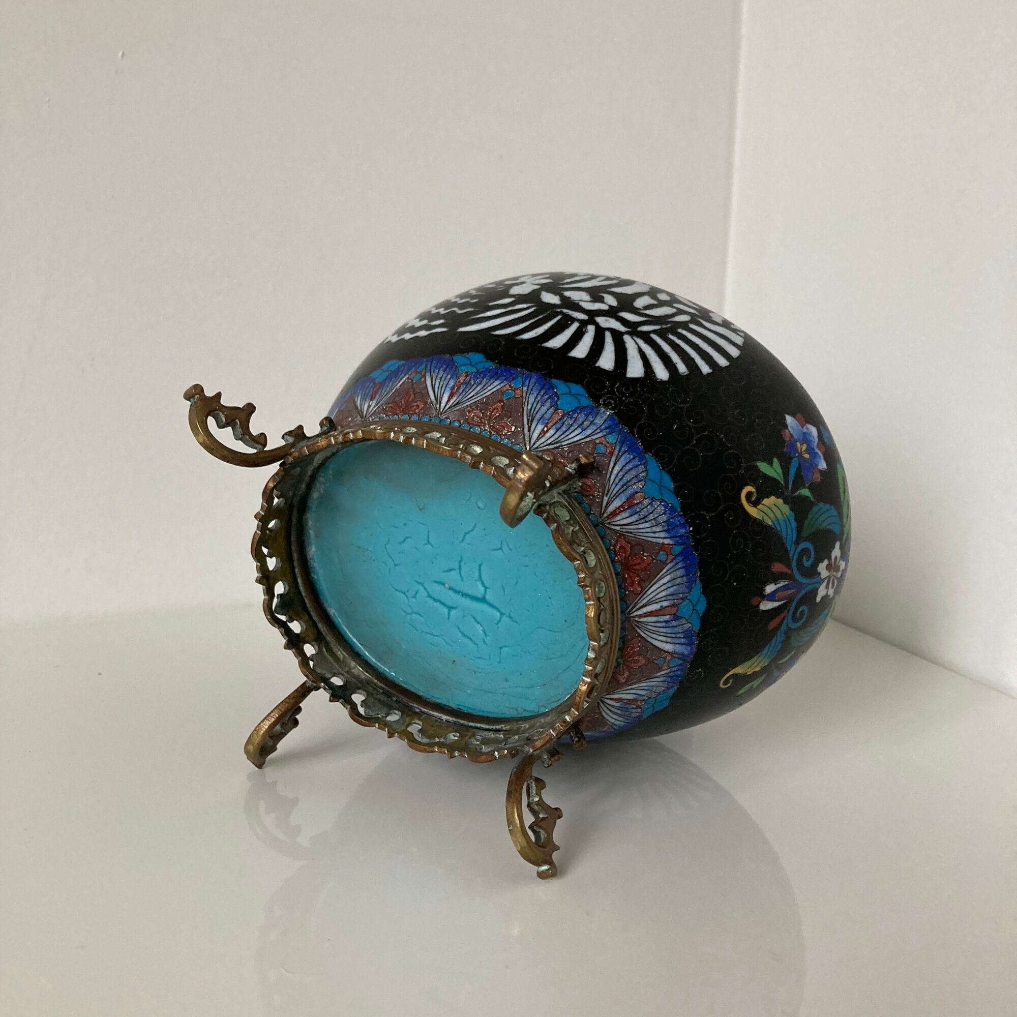 Beautiful planter in copper and polychrome cloisonné enamels Meiji period around 1900