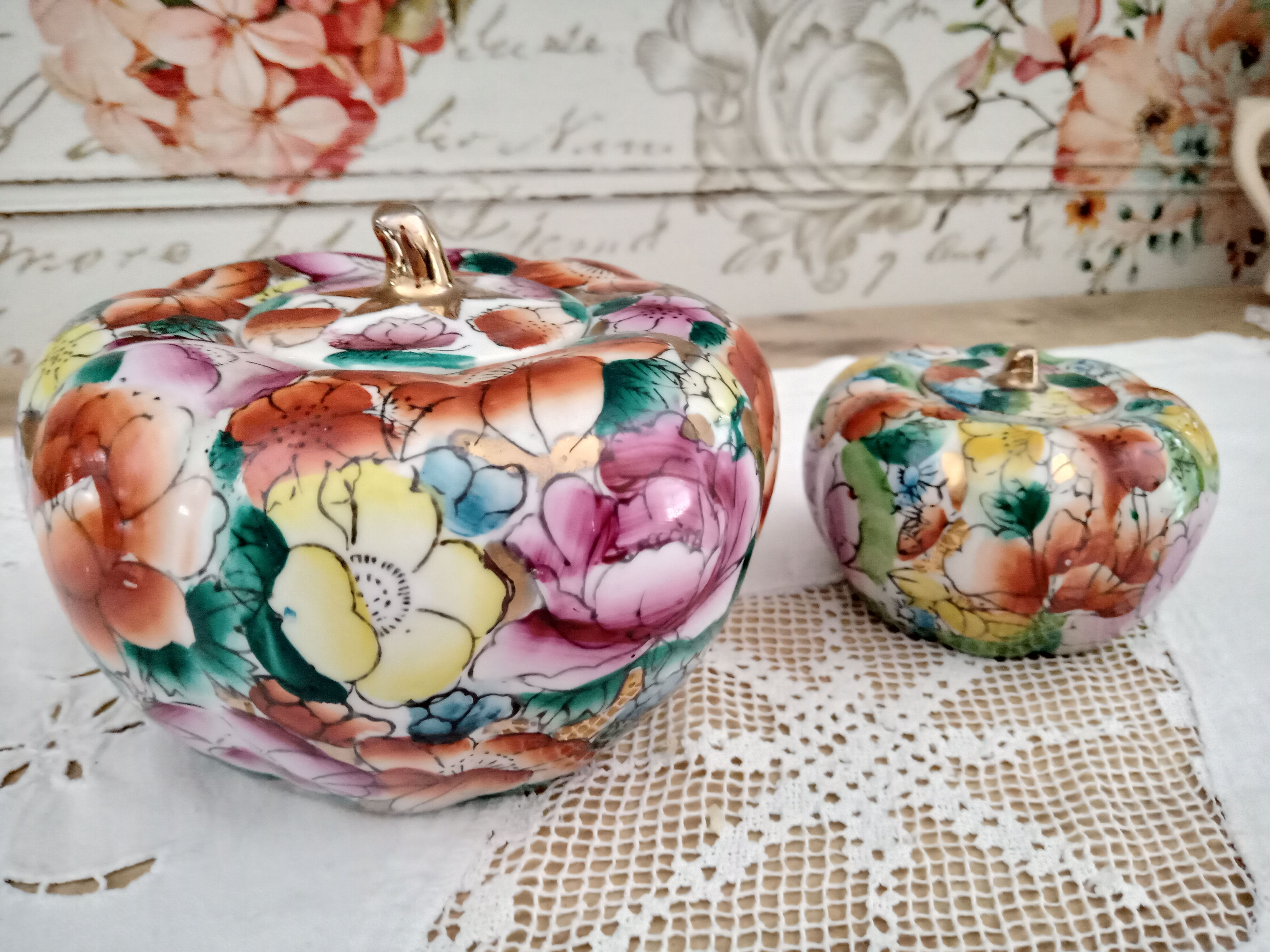 Set Of 2 Jewelry Boxes Or Decorations To Pose In Vintage Chinese Porcelain In The Form Of Pumpkins Selency