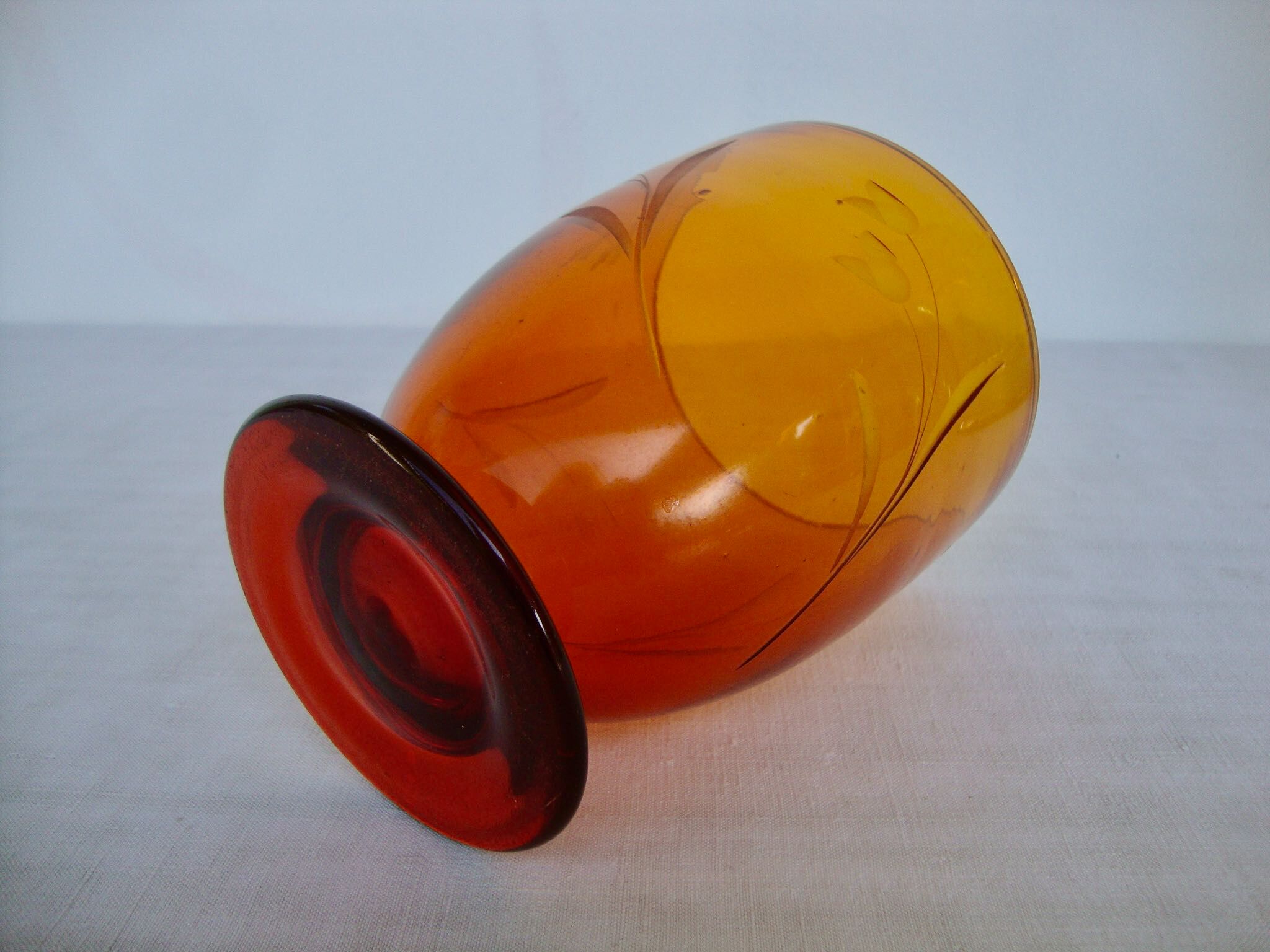 Blown and chiseled crystal vase