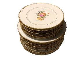 Lot de 20 assiettes anciennes  en porcelaine Haviland