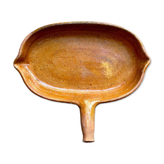 Embellished terracotta roasting dish number 2