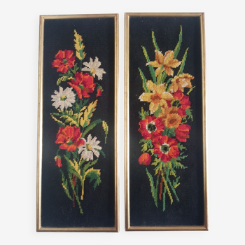 2 flower canvases