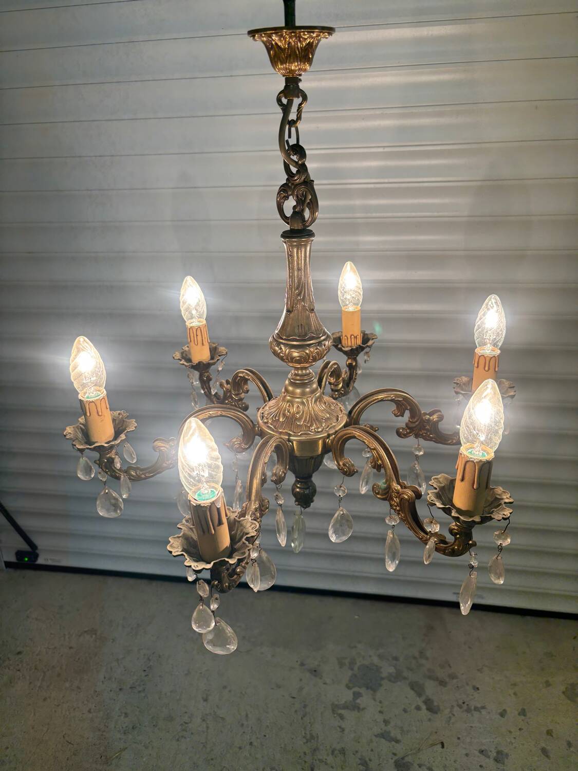 Bronze pendant chandelier