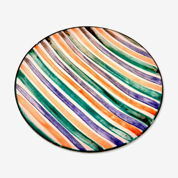 Flat ceramic plate by <Robert Picault