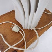 Large white ceramic fan-shaped table lamp - Art Deco style
