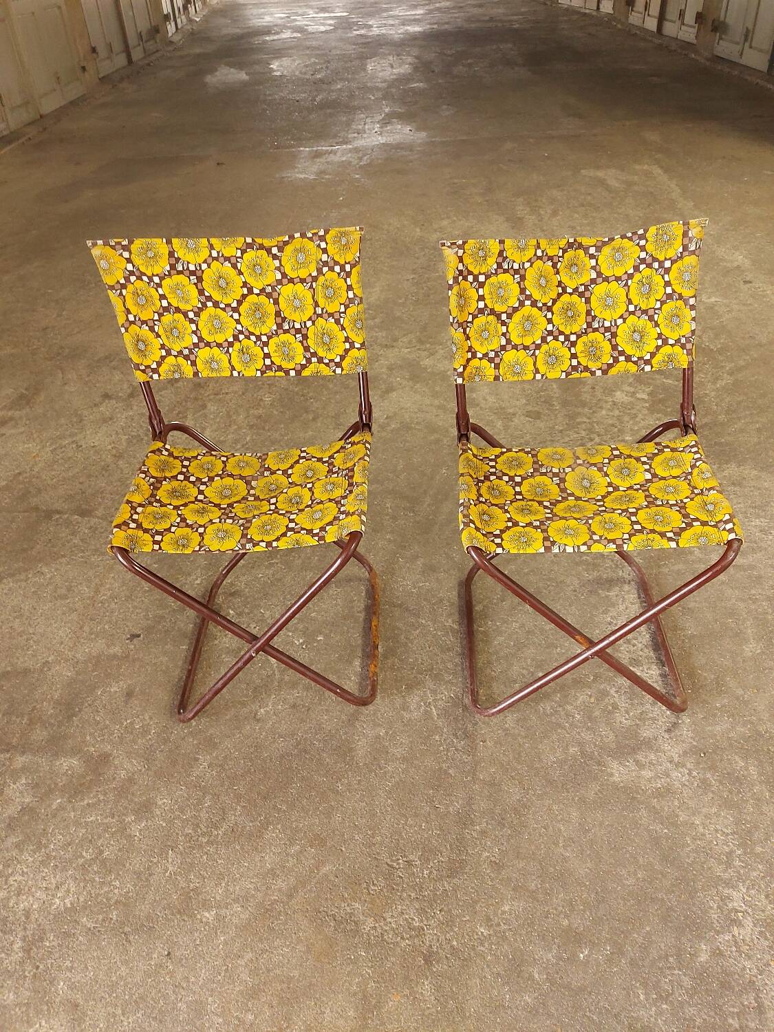 2 vintage folding camping chairs