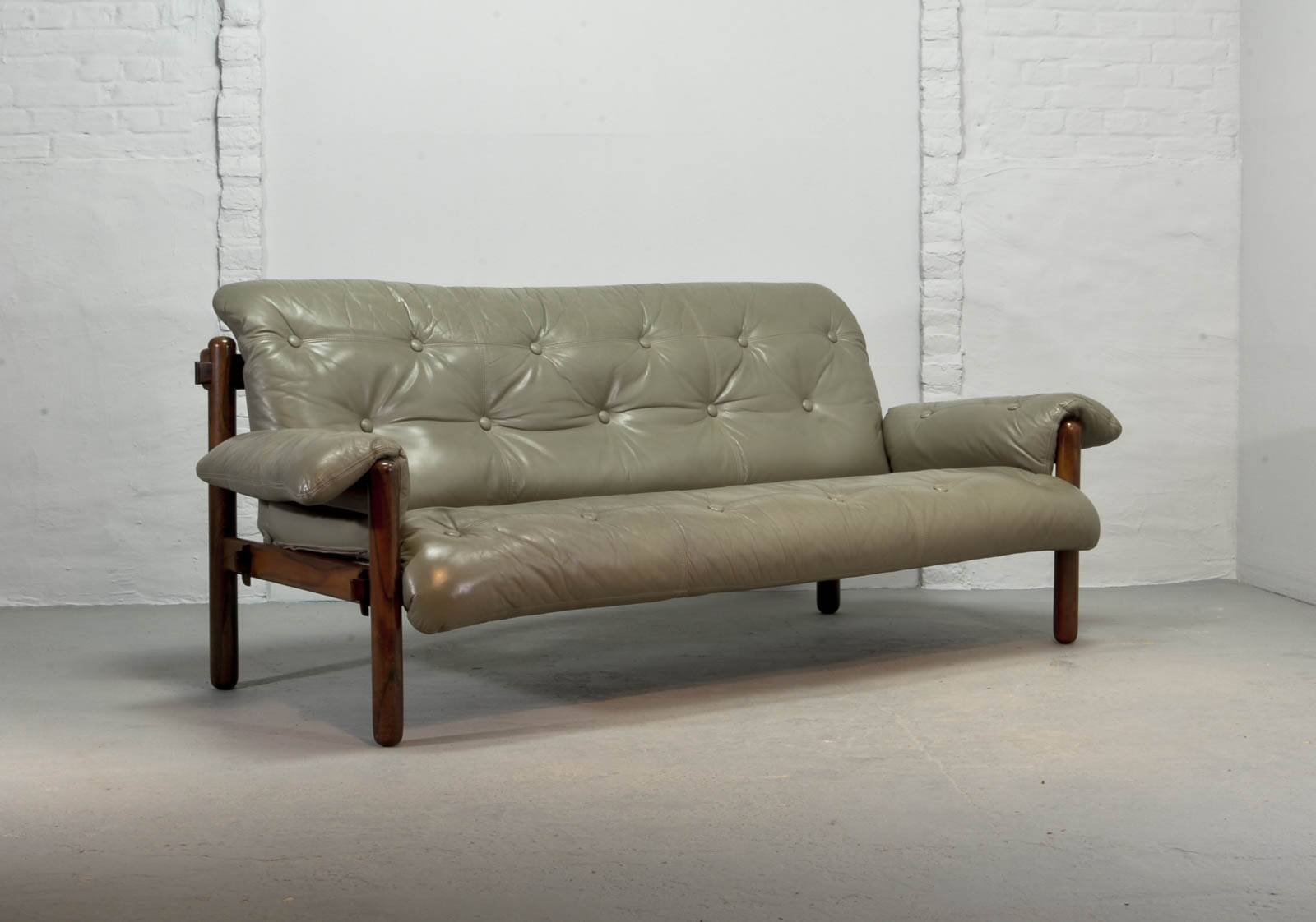 Jean Gillon Brazilian Jacarandá Wooden 3-Seat Sofa for Woodart, Brazil, 60s