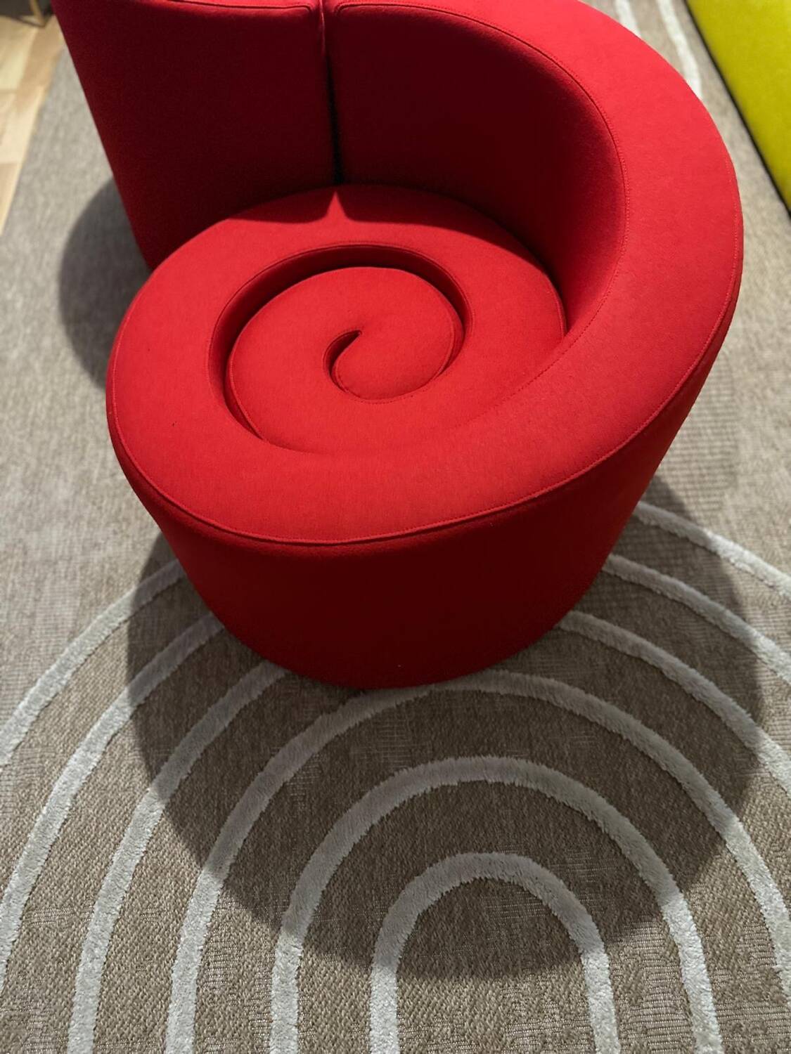 Paires de fauteuils toi et moi par Michael Kruijne