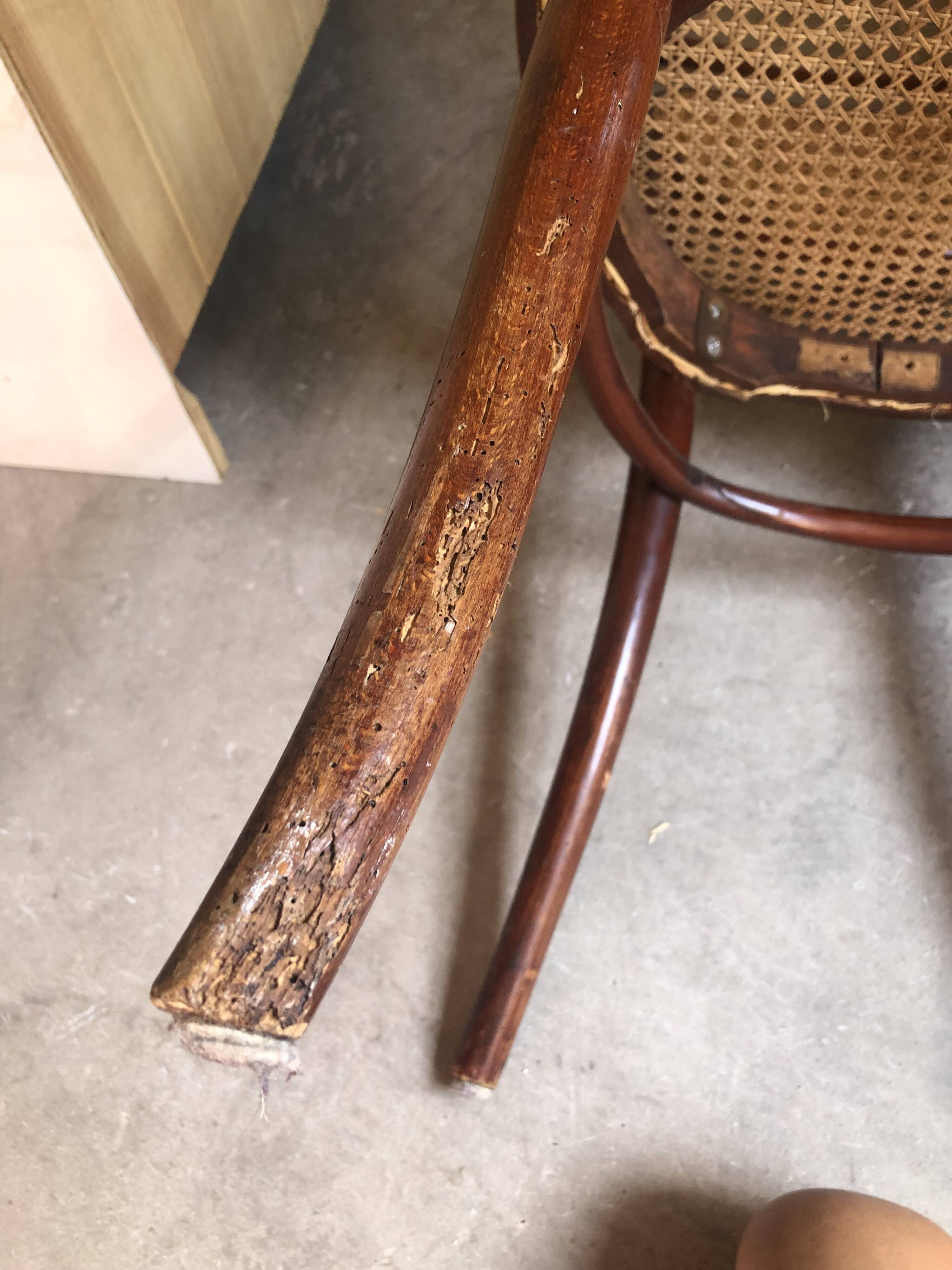 Thonet Bistro Chair n°11