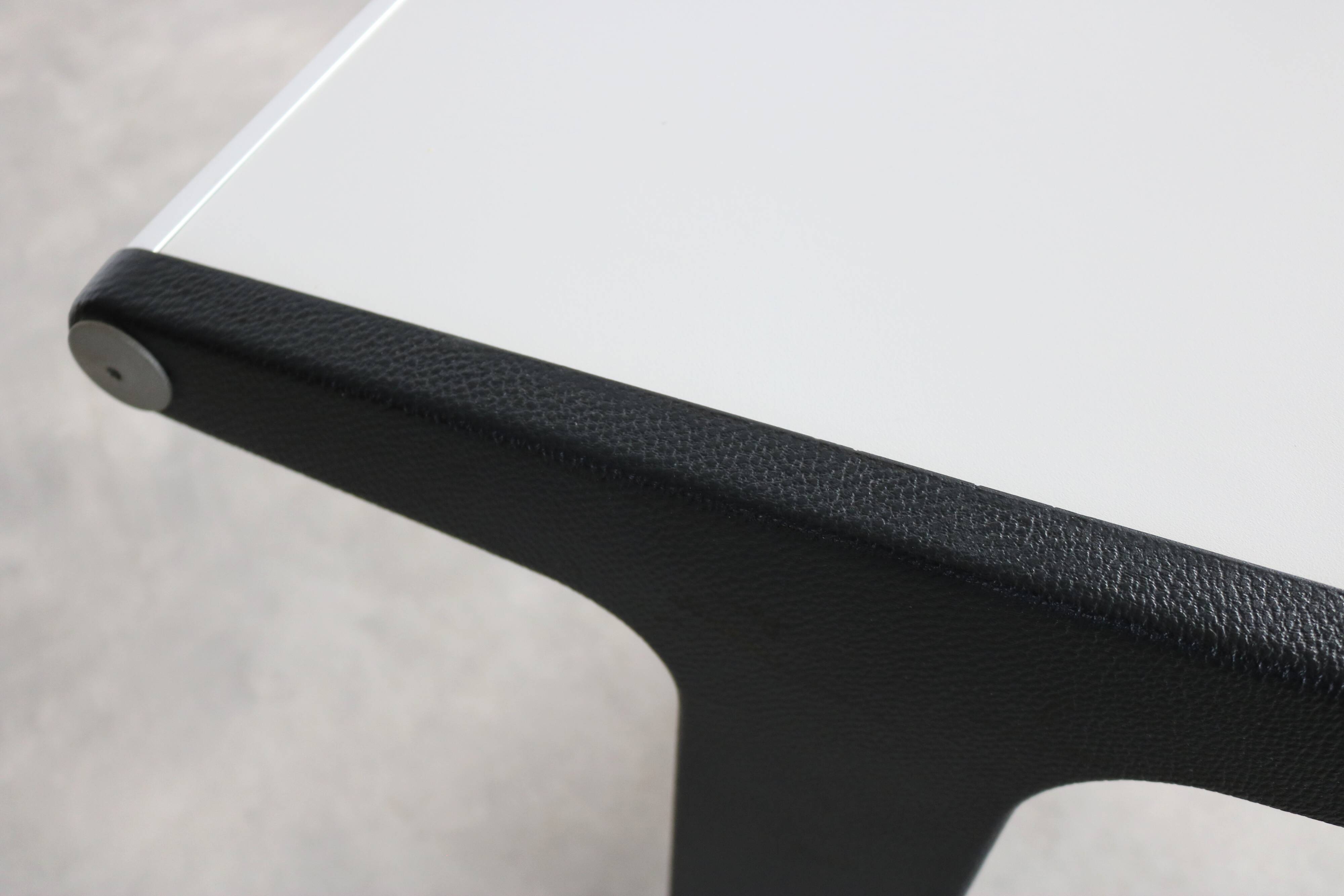 vintage desk | table | 70's | Hillebrand