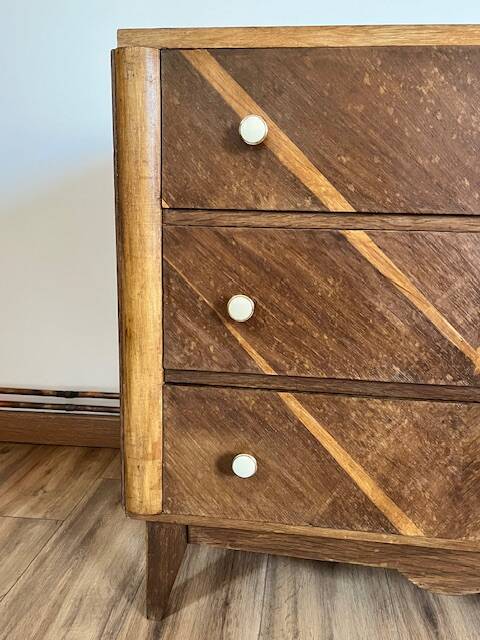 Commode marquetée  3 tiroirs