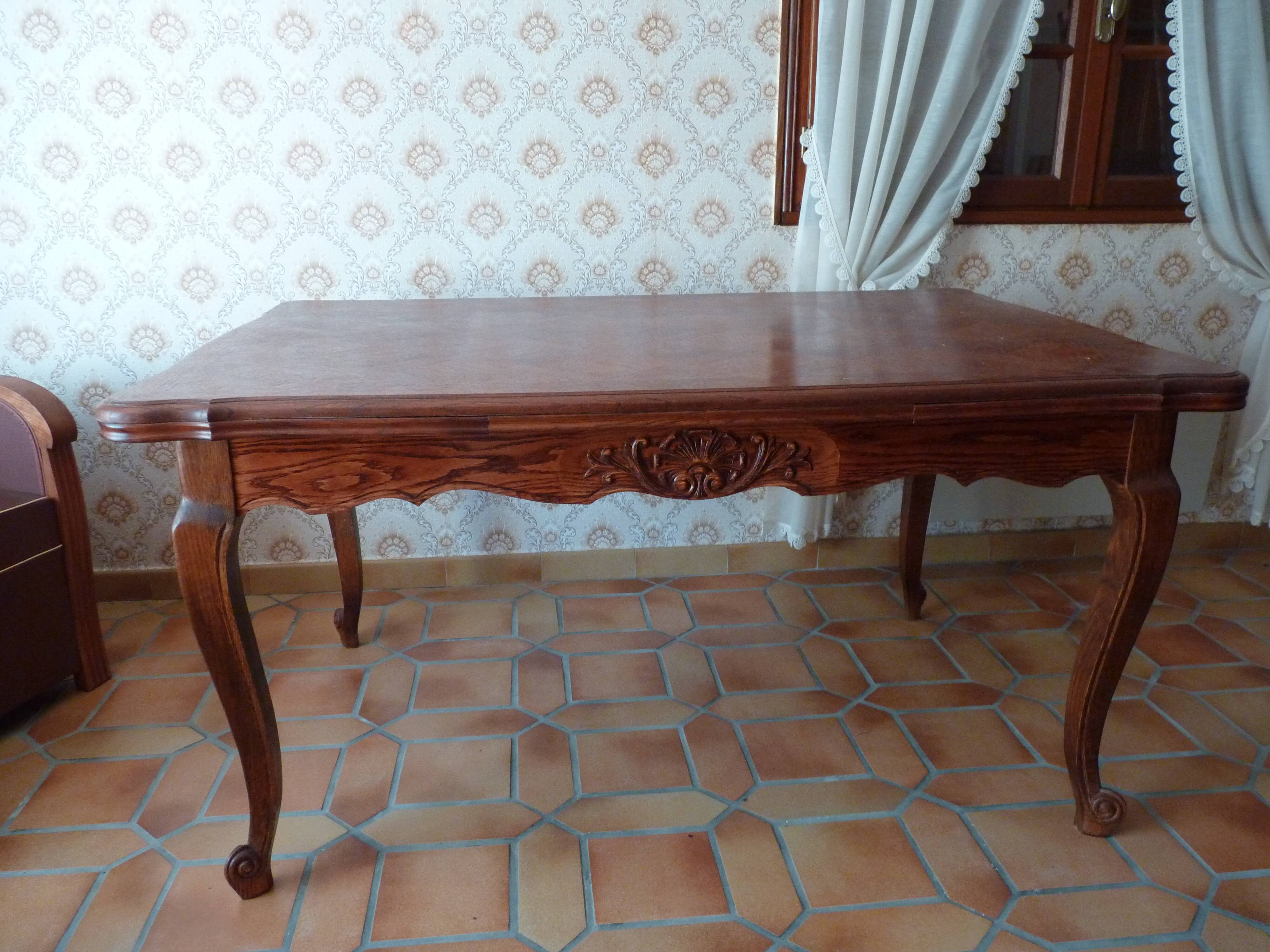 Table en chêne style Louis xv