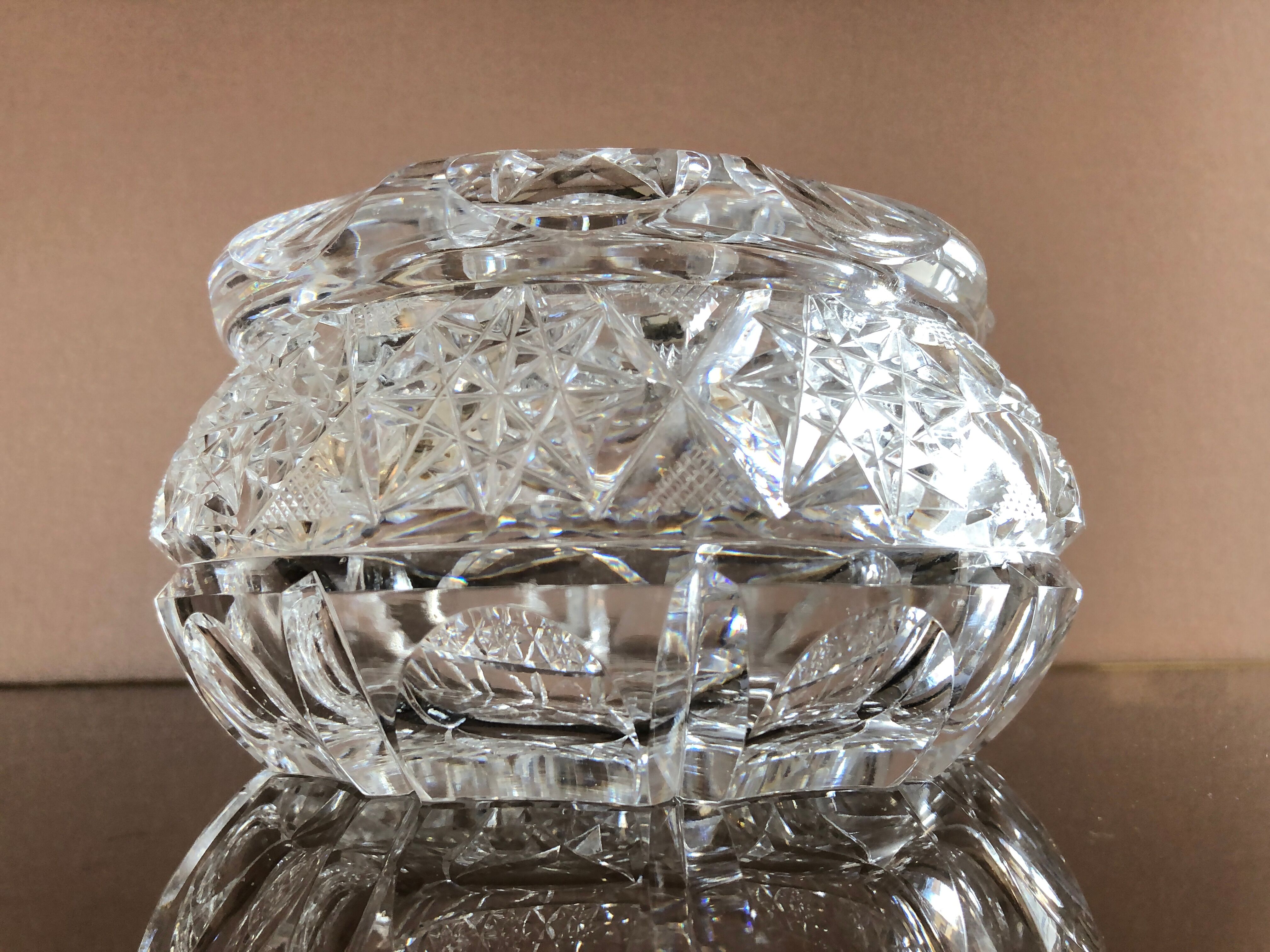Bonbonnière cristal de Bohème, 1950