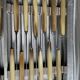 Coffret de 24 couteaux art déco lame inox et manche corne