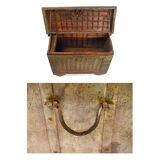 Coffre en bois à plaquage d’acier à la patine verte, circa 1840