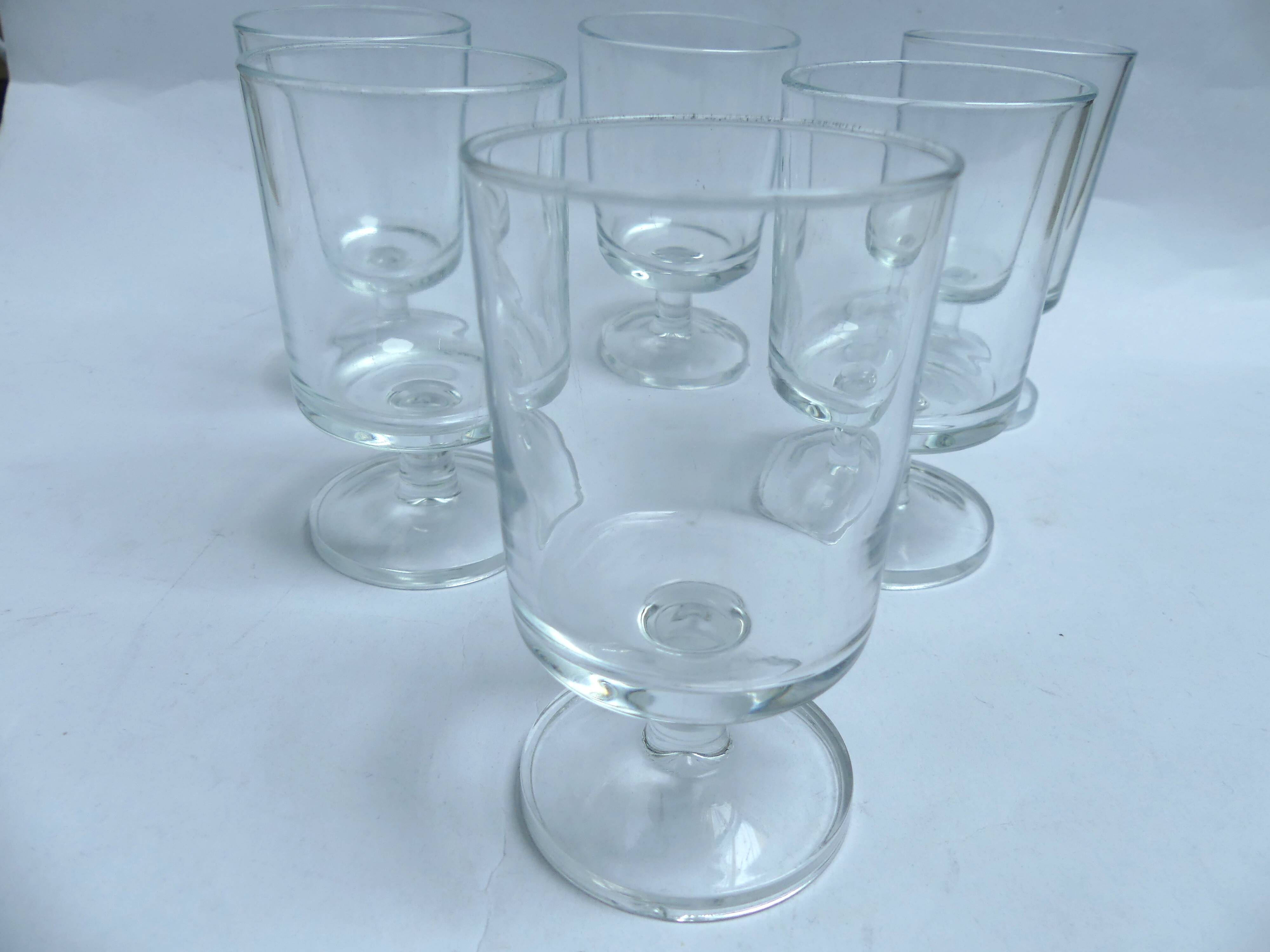 Luminarc Sweden red wine glasses