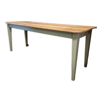 Farmhouse table