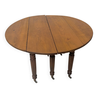 Table a six pieds Louis Philippe en merisier massif XIX siècle
