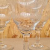 Service de 10 verres à vin en cristal ciselé