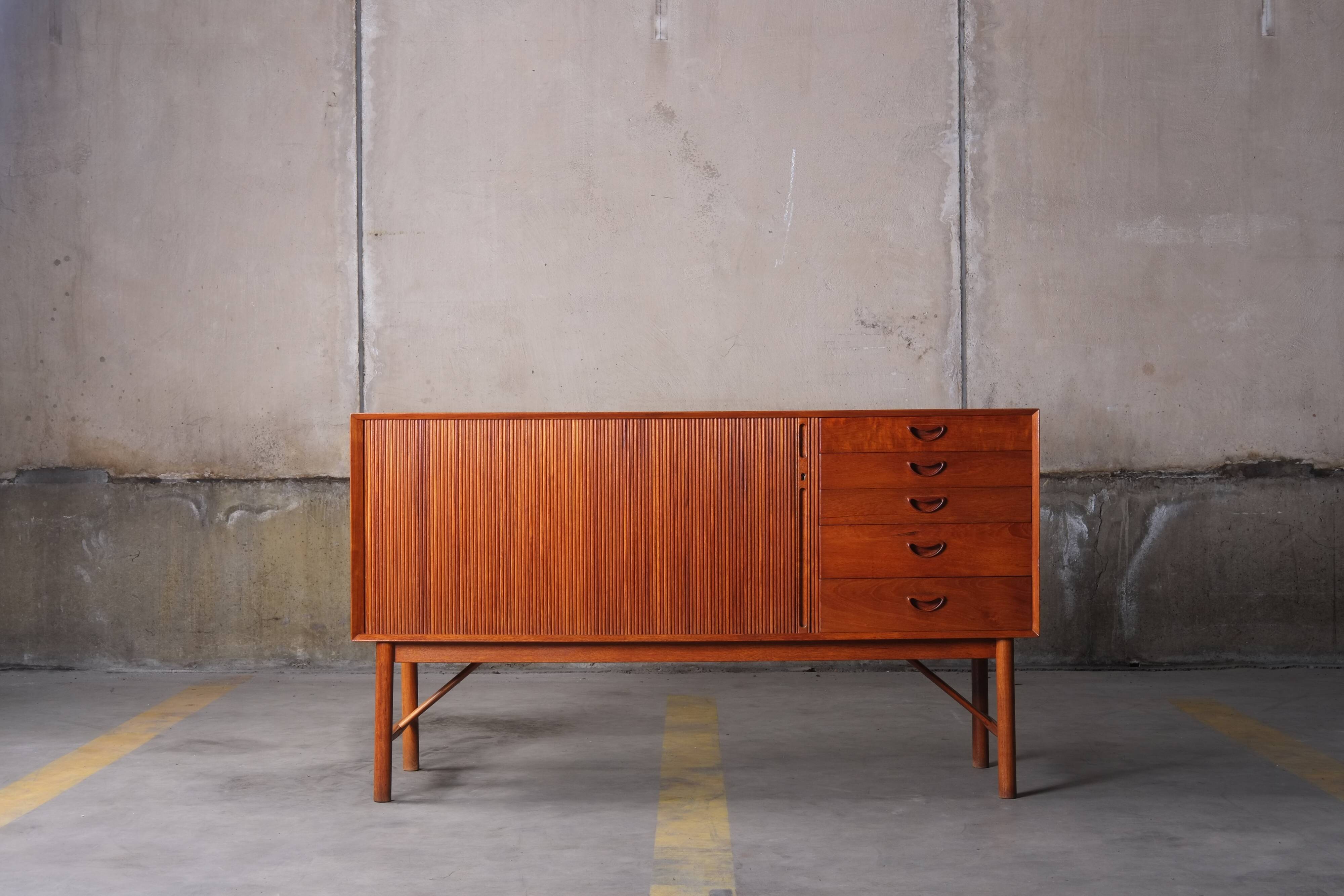 Peter Hvidt & Orla Mølgaard Nielsen sideboard
