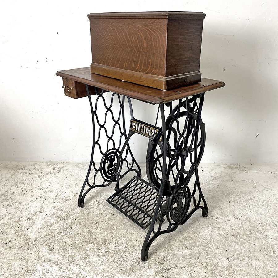 Machine à coudre Singer 1930
