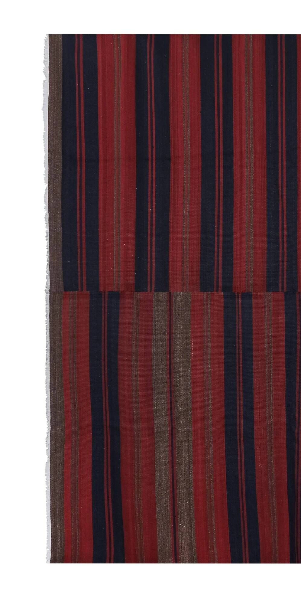 Vintage Turkish kilim, handwoven, 269x269 cm.