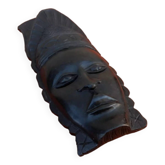 Masque à suspendre   Visage Africain    Bois d' ébène