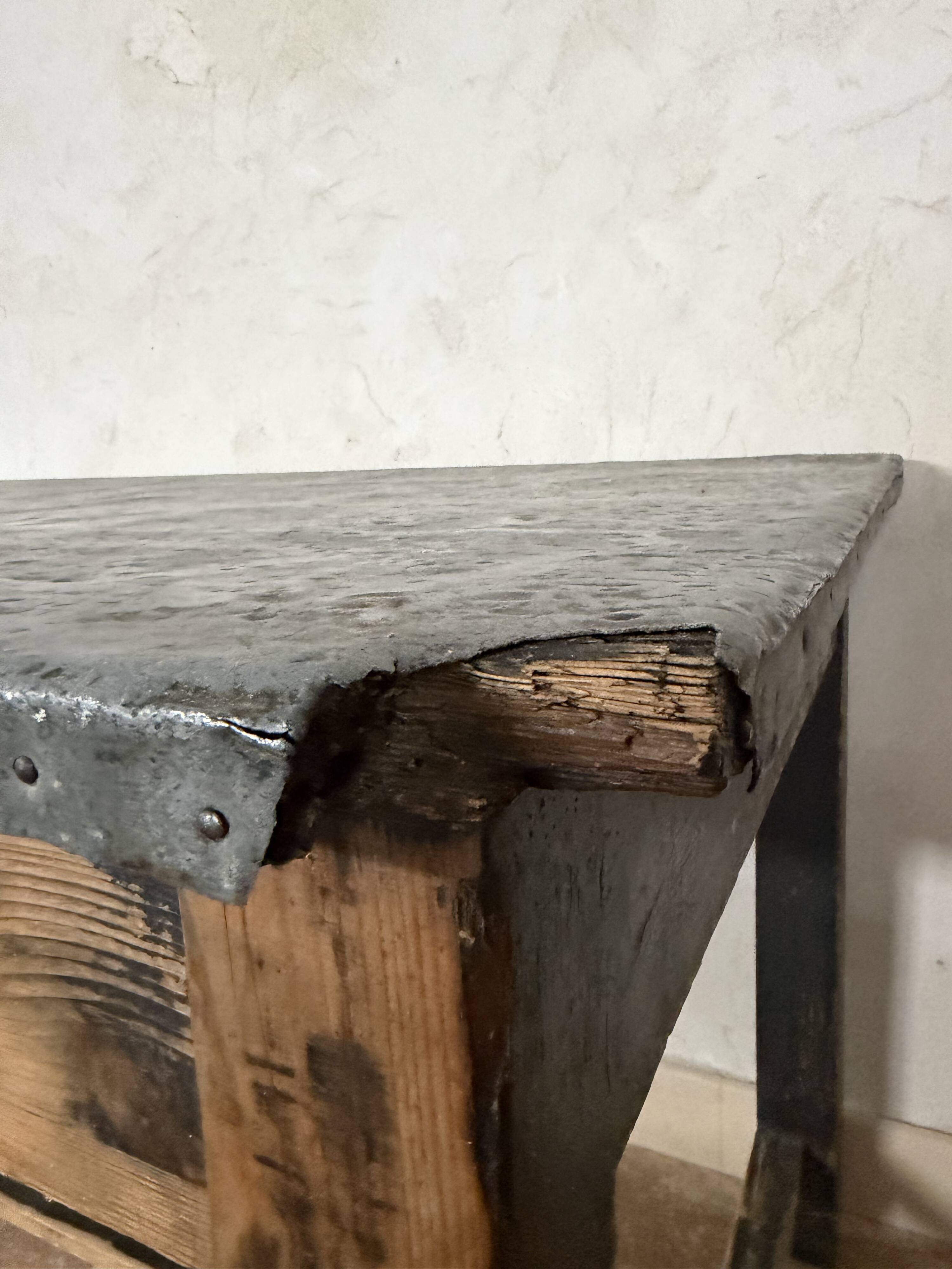 Wood and zinc original patina workbench table