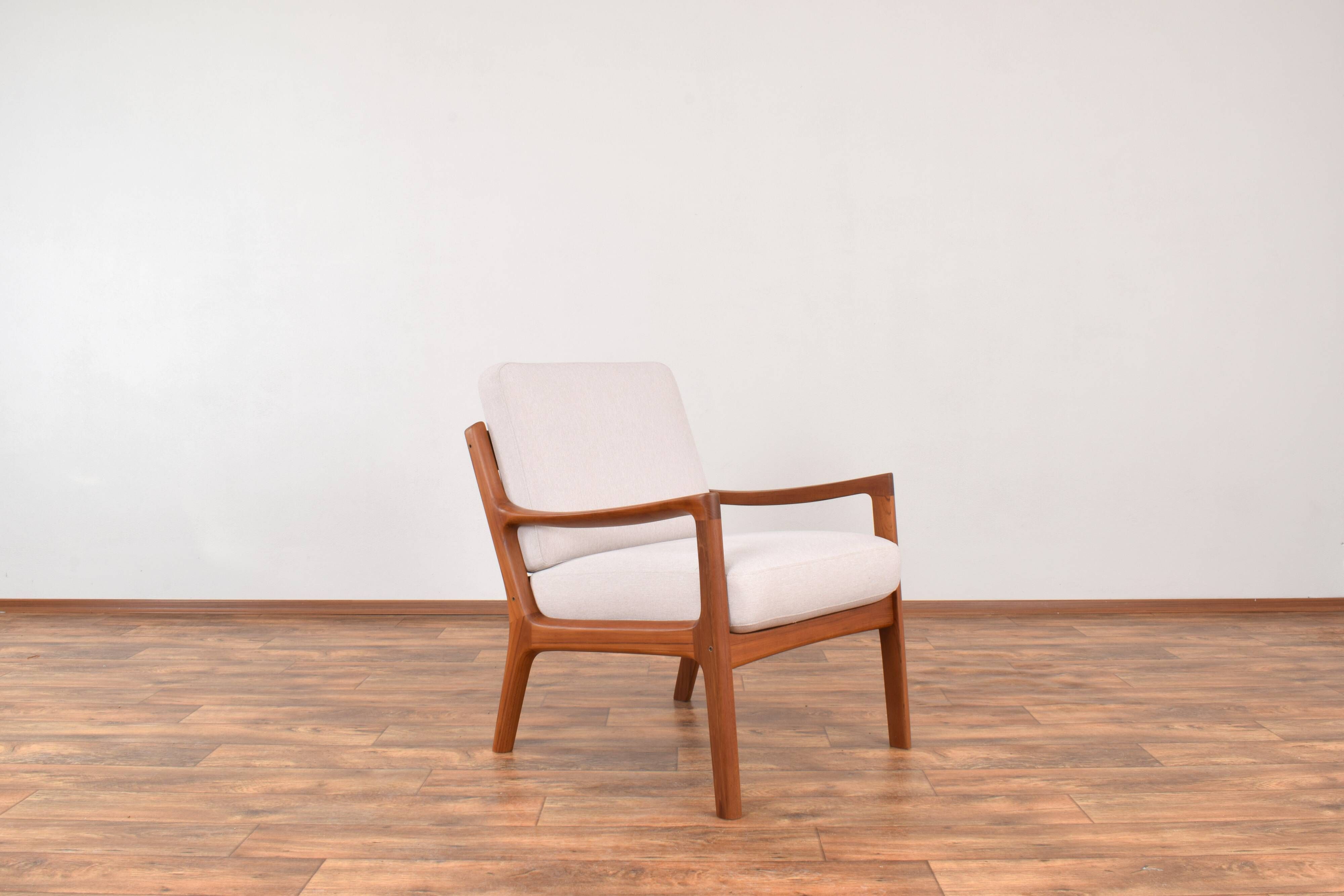 Danish Teak Senator Lounge Chair by Ole Wanscher for France & Son, 1960s.