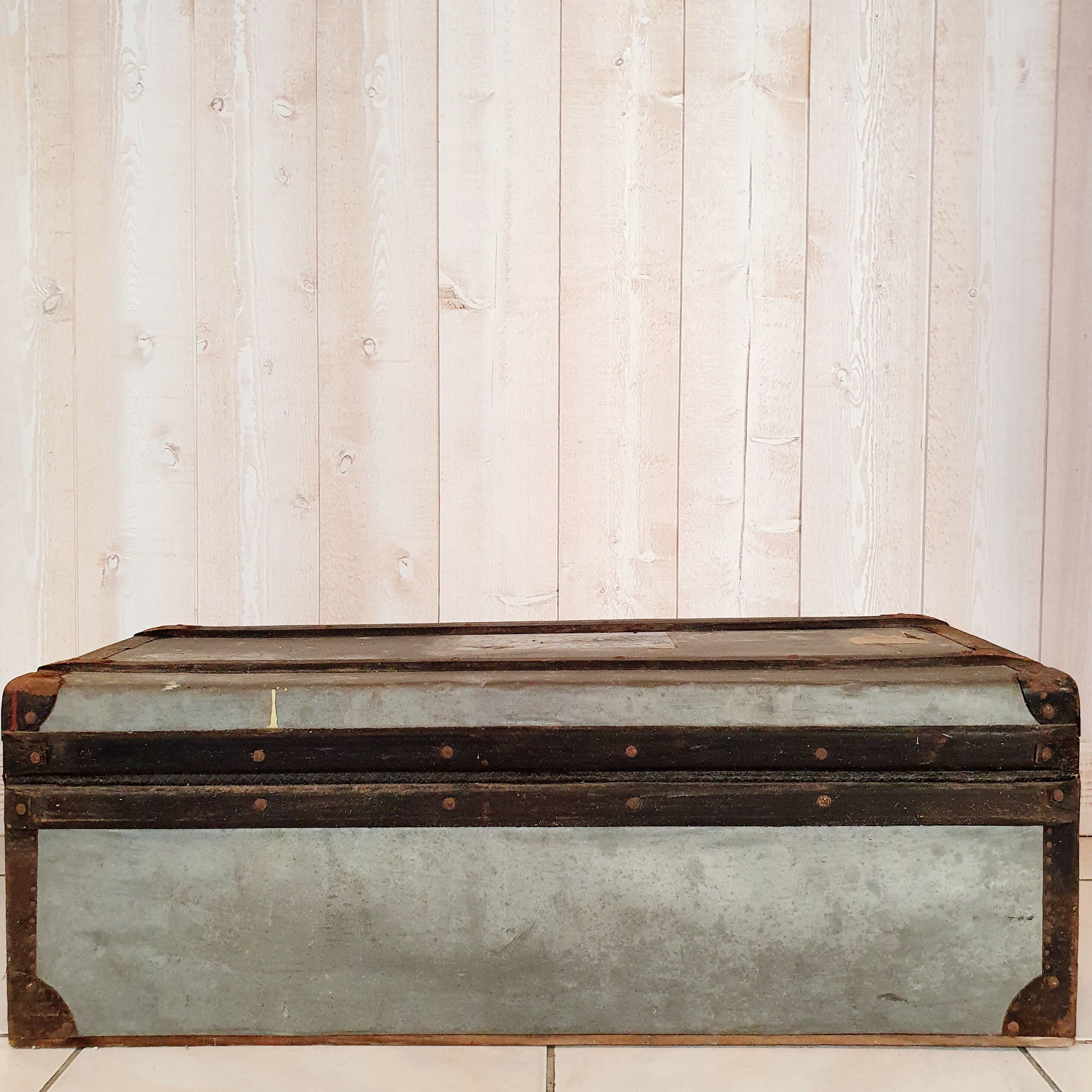 Military malle of an auxiliary war doctor 14-18