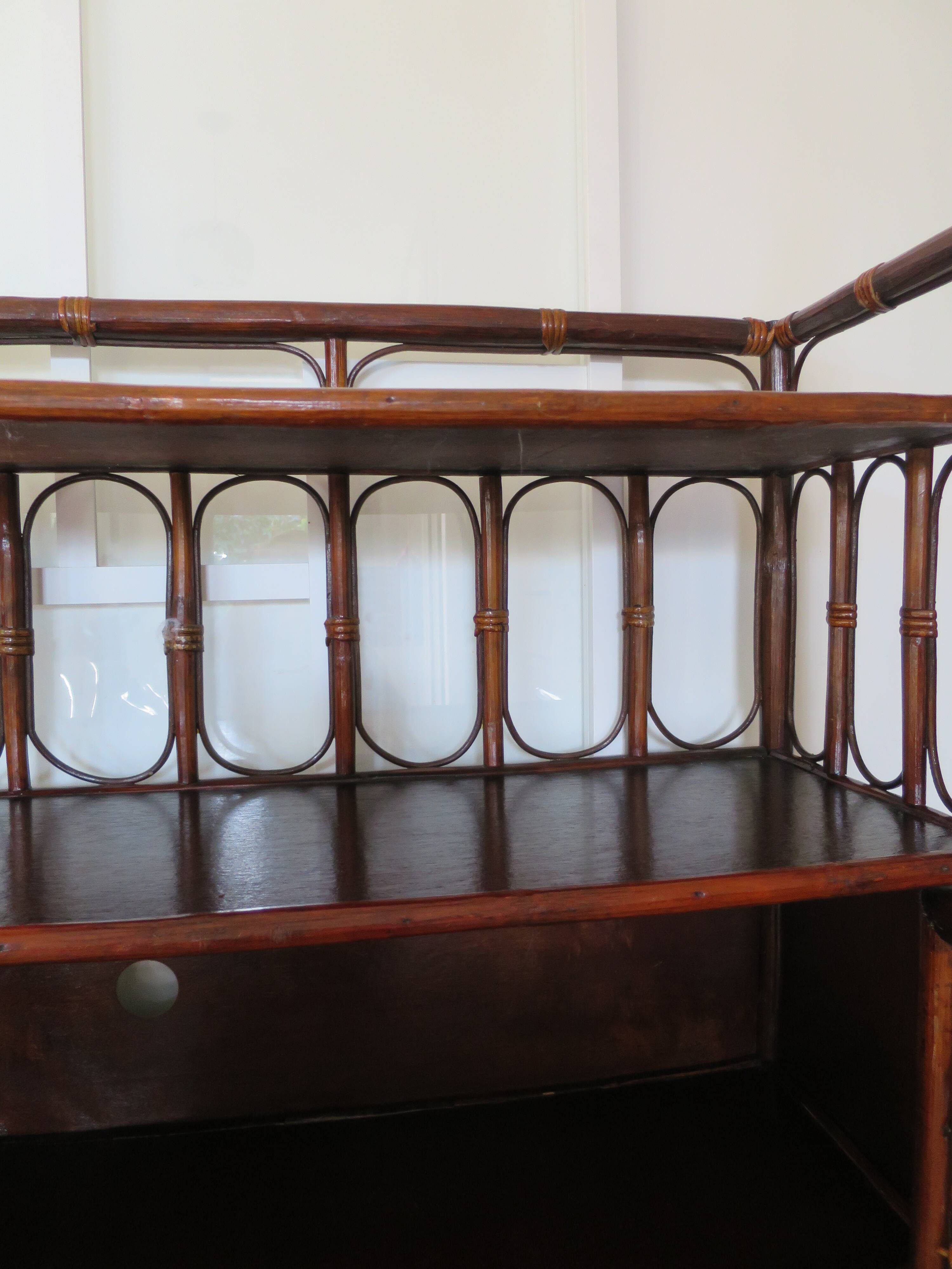 Support buffet bibus woven rattan 2 doors in caning - vintage 60s/70s