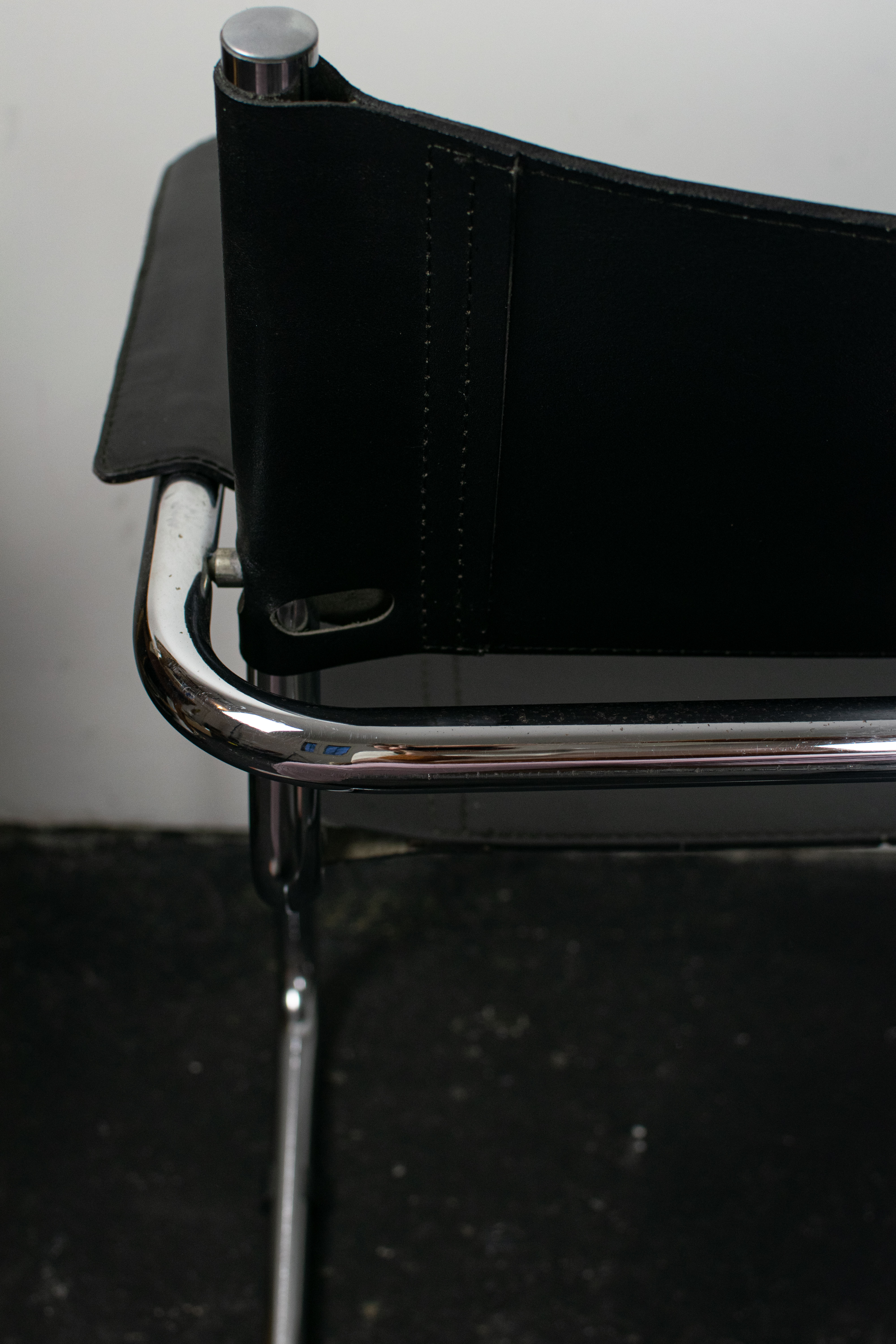 Black leather cantilever armchair 70s-80s