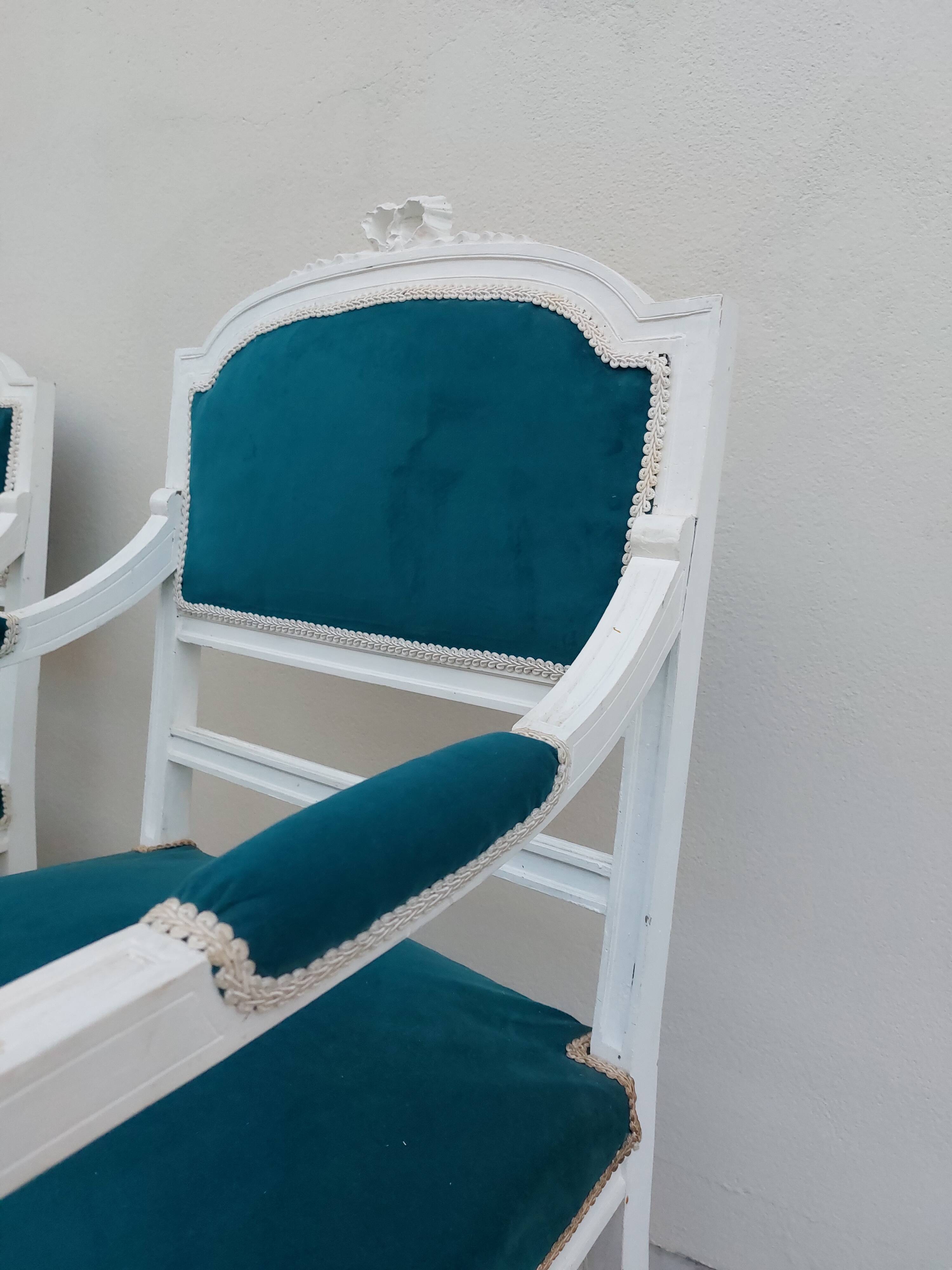 Louis XVI style living room set with bench and 2 armchairs