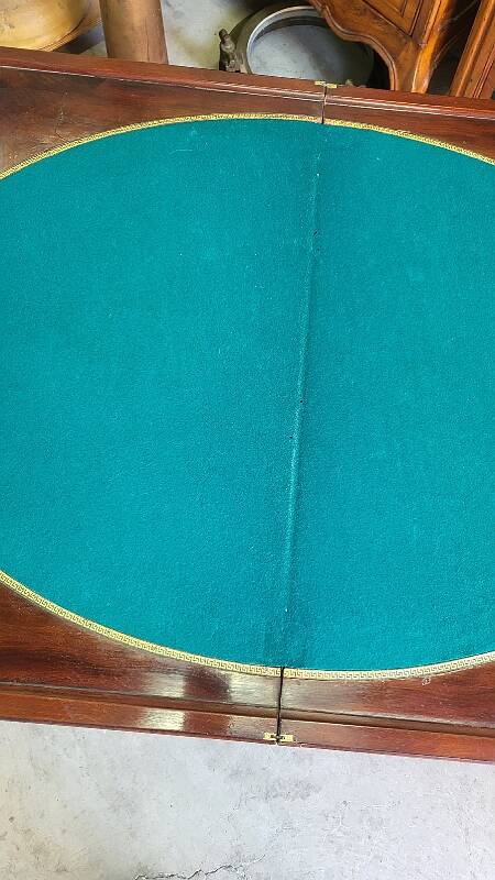 TABLE A JEUX EN ACAJOU ECRITOIRE BUREAU