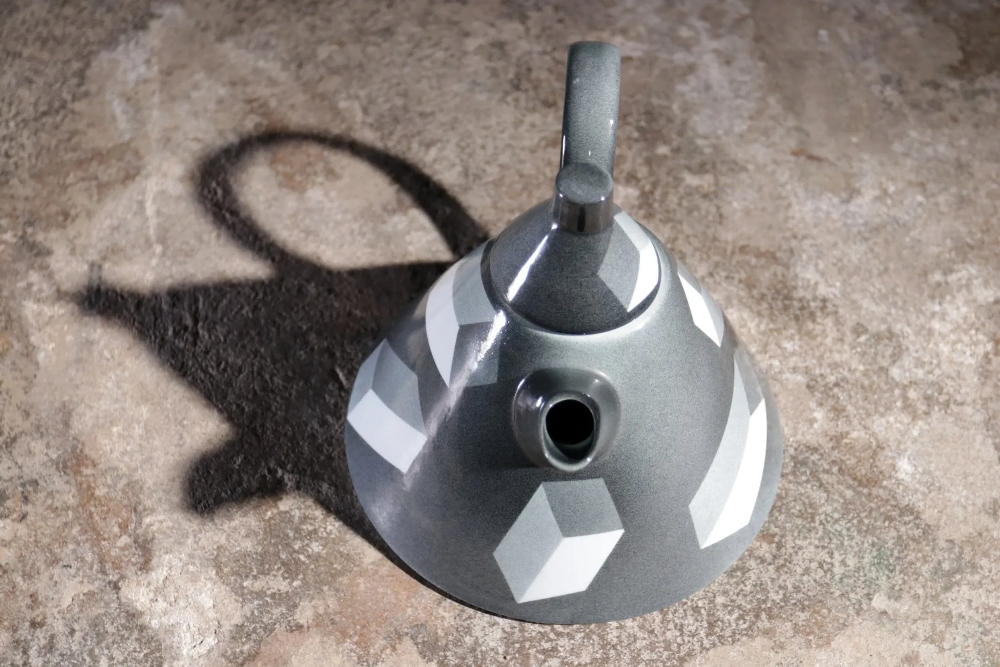 Rörstrand 'Atlantis' teapot by Rolf Sinnemark – Memphis style, 1984