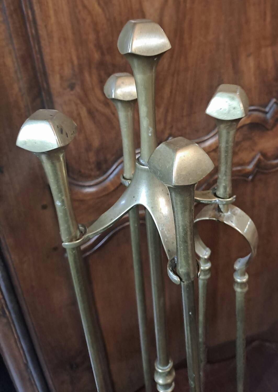 Bronze fireplace kit