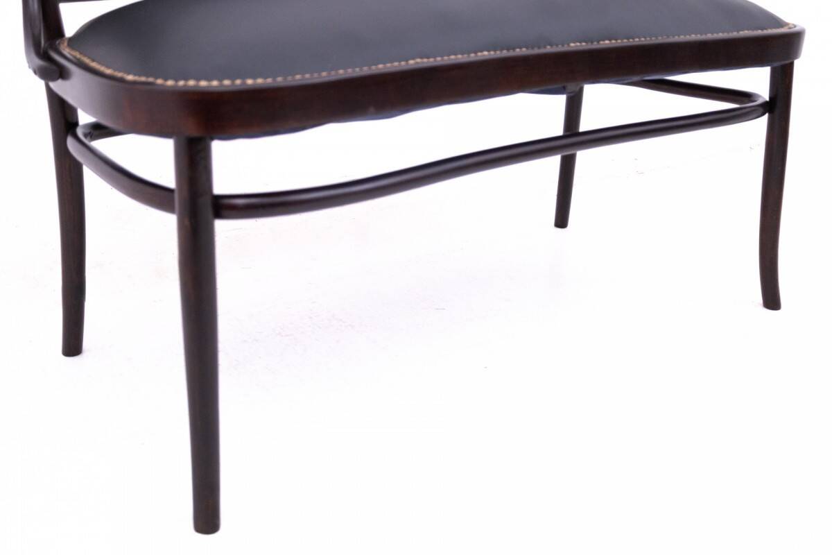 Thonet sofa, Western Europe, late 19th century.