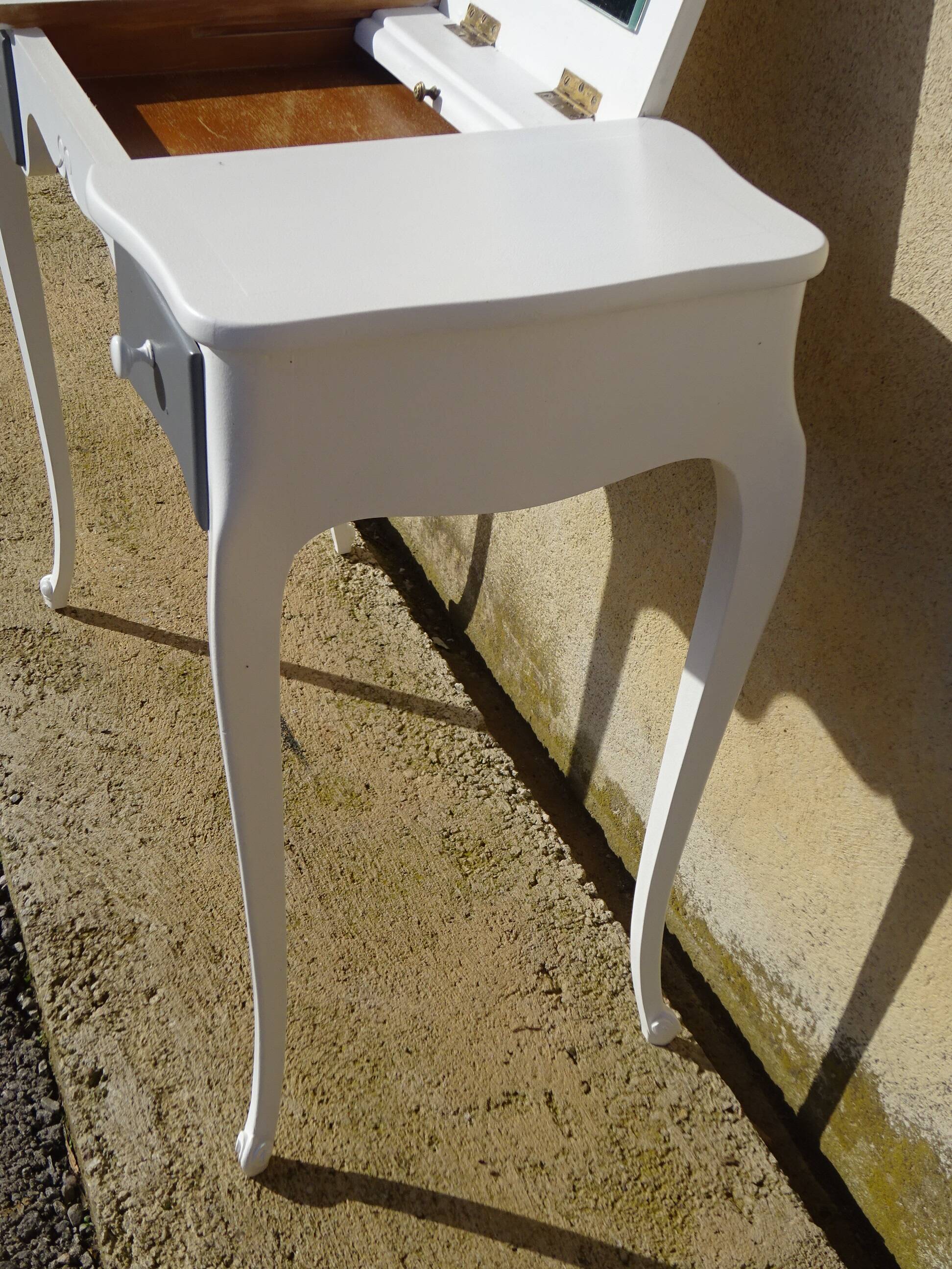 Small white and grey wooden dressing table
