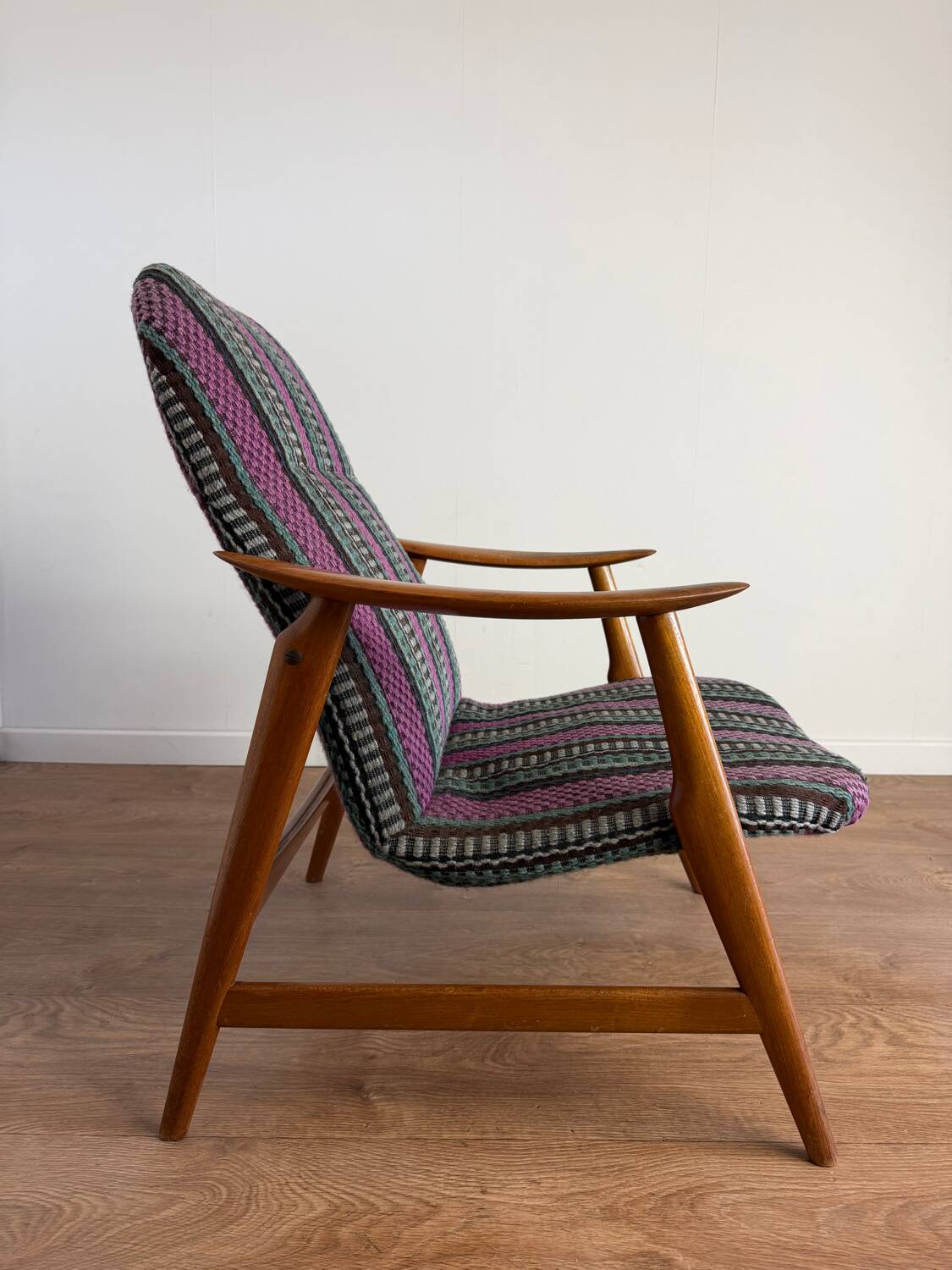 Vintage Scandinavian armchair from the 1960s.