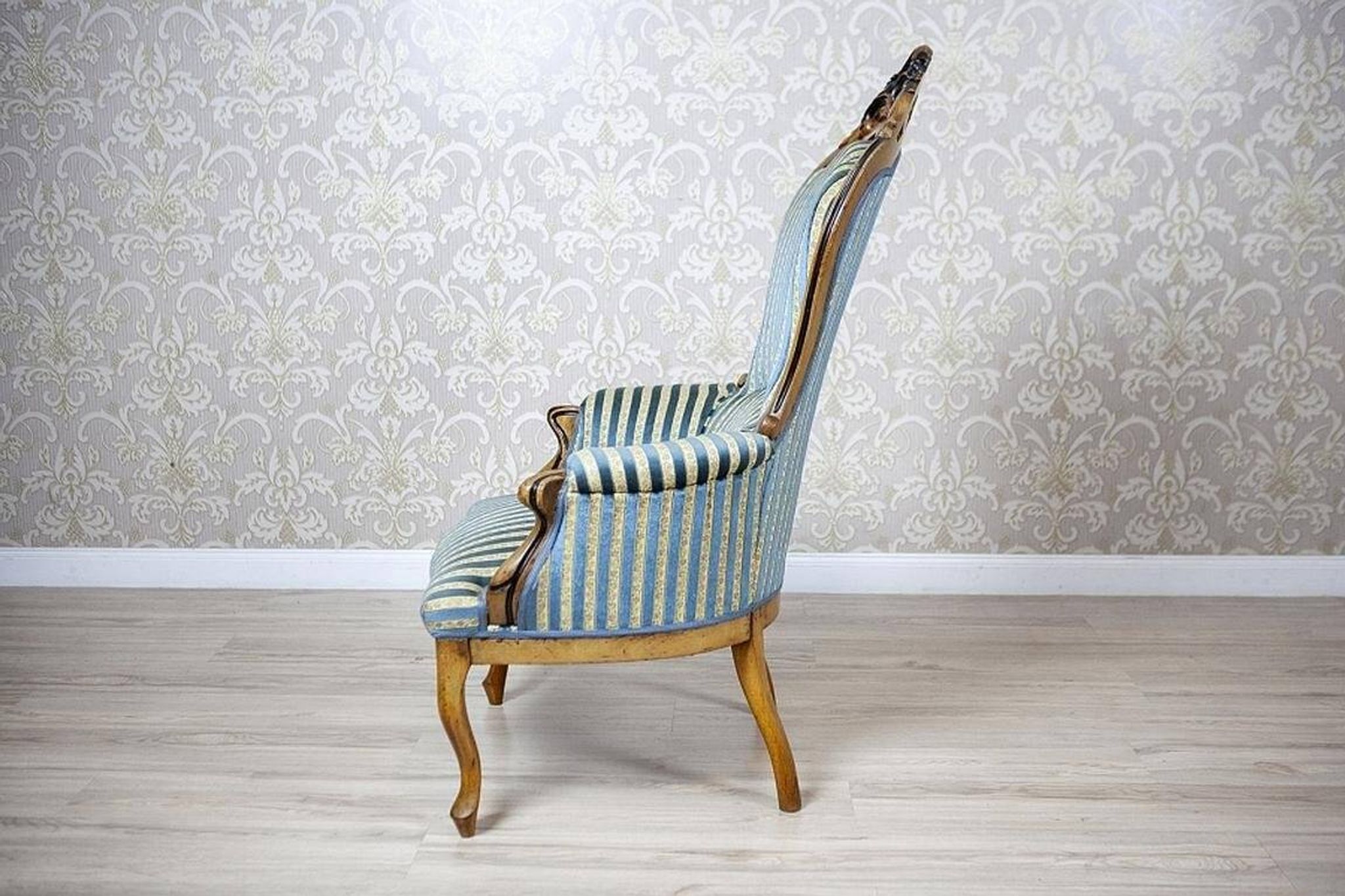 Antique Walnut Chair, 1890s