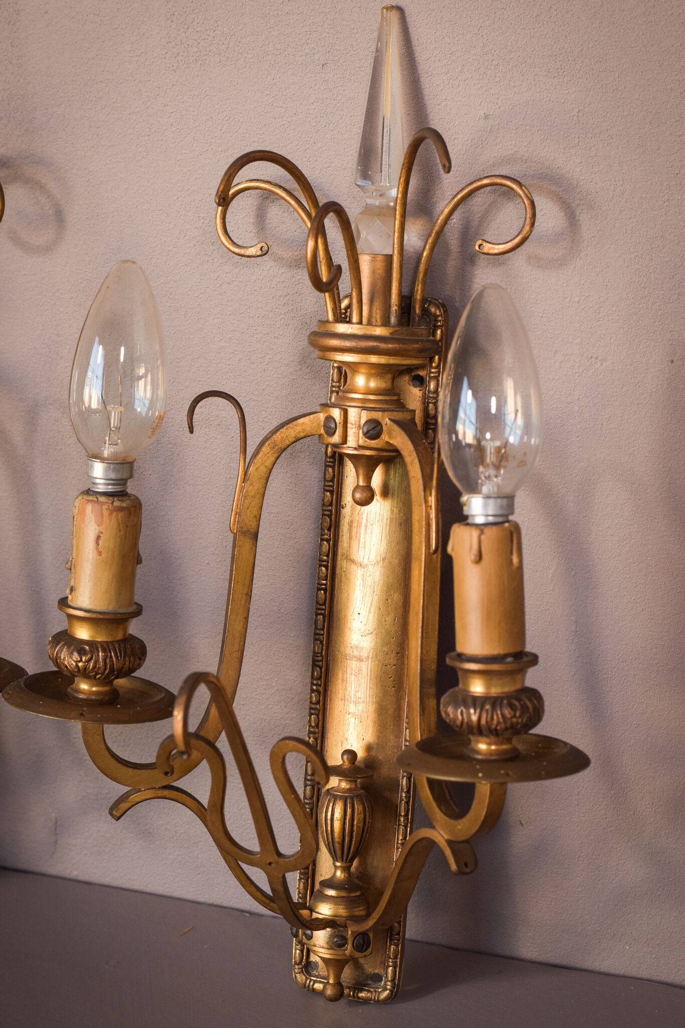 Classical High Quality Pair of Wall Lamps