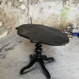 Violin table