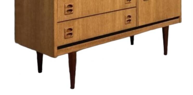 Vintage Scandinavian chest of drawers