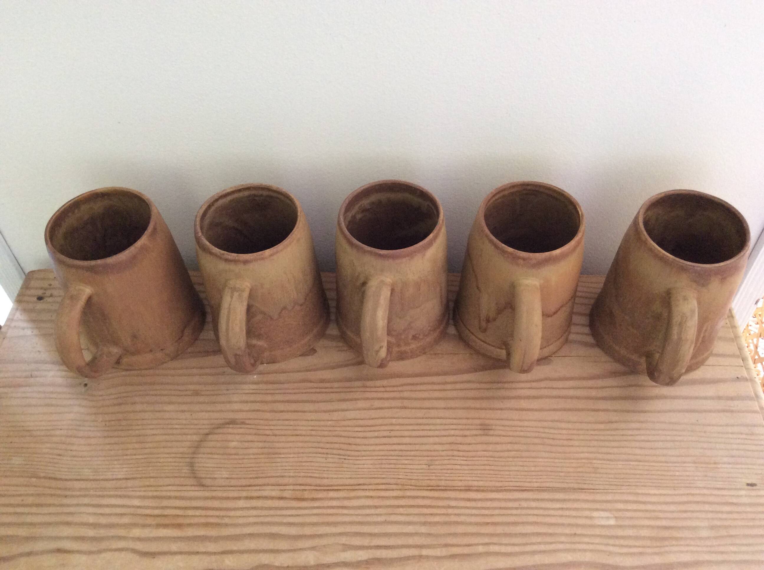 5 stoneware mugs