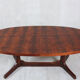 Table à manger ovale par Robert Heritage pour Archie Shine, années 1960