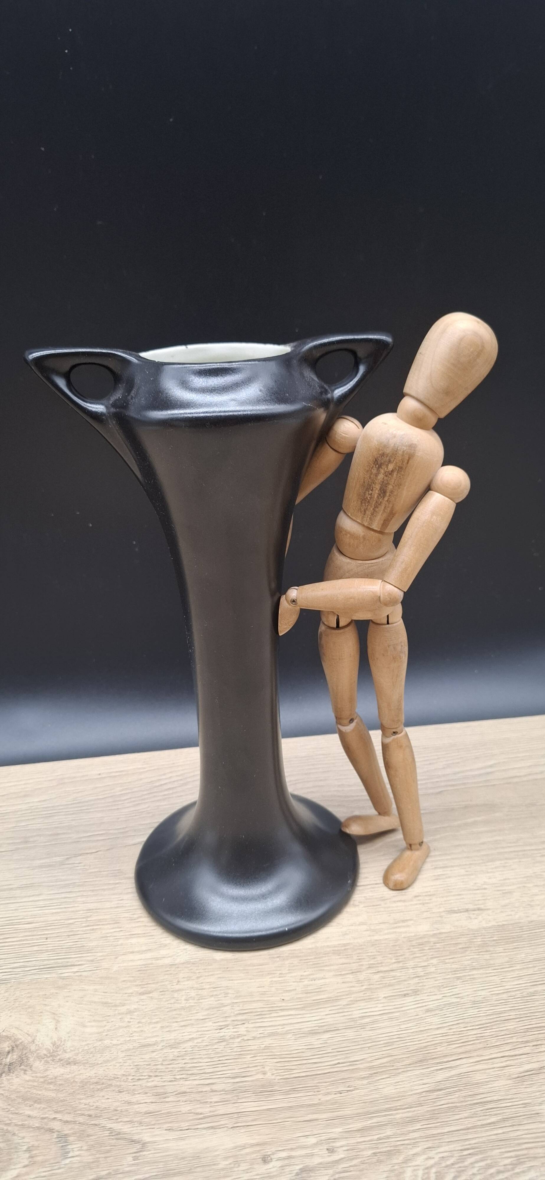 Black ceramic vase 1696